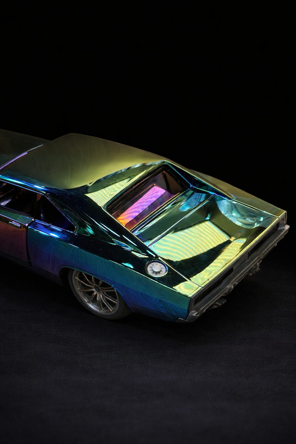 Muscle car Light Speed and Power 1/12 Scale RC Car with One-Key Door Open